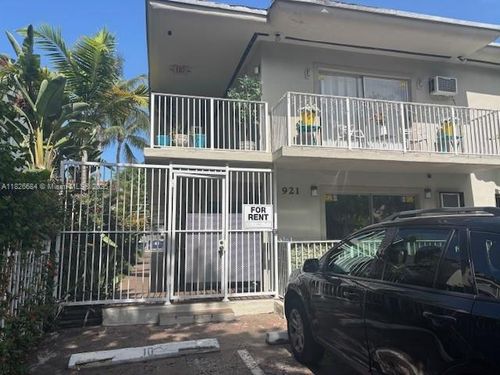2-921 Meridian Ave, Miami Beach, FL, 33139-8428 | Card Image