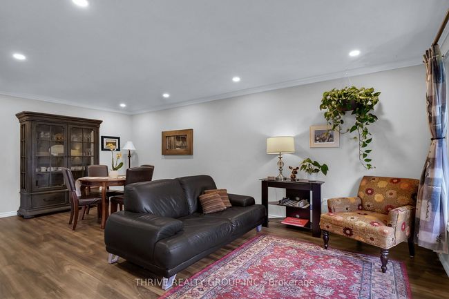 24 Portsmouth Rd, House other with 3 bedrooms, 2 bathrooms and 2 parking in London ON | Image 4