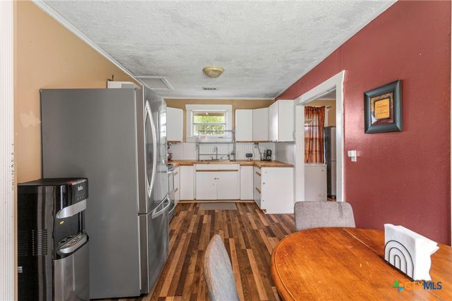 921 S Laurel Ave, House other with 3 bedrooms, 1 bathrooms and null parking in Luling TX | Image 7