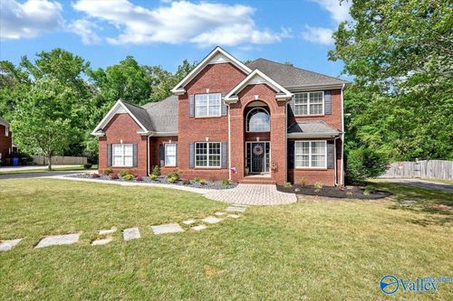 1303 Spring Branch Dr Ne, Hartselle, AL, 35640-6211 | Card Image