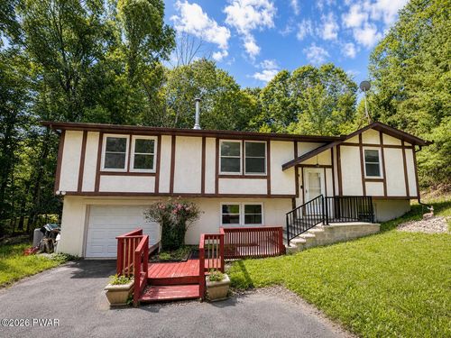 234 Footprint Rd, East Stroudsburg, PA, 18302-9395 | Card Image