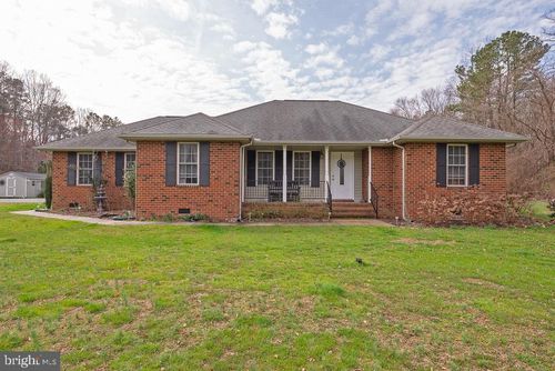 203 Blundons Rd, Heathsville, VA, 22473-2400 | Card Image