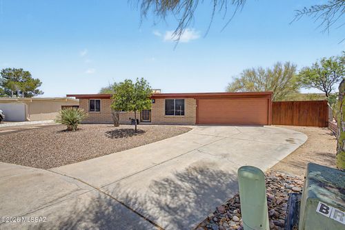9781 E Hollow Place, Tucson, AZ, 85748 | Card Image