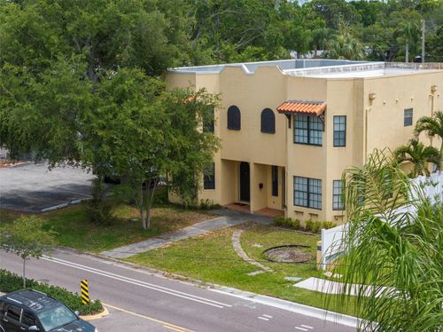 316 34th Ave N, St Petersburg, FL, 33704-1316 | Card Image