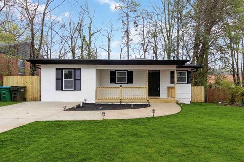 3132 Forrest Hills Dr, Hapeville, GA, 30354-1217 | Card Image