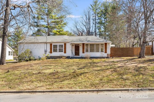 74 Beverly Rd, Asheville, NC, 28805-1904 | Card Image