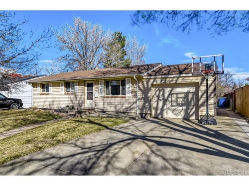 922 S Ironton St, Aurora, CO, 80012-3009 | Card Image
