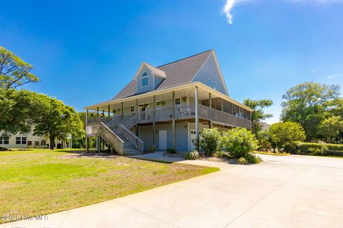 111 Sandpiper Ln, Indian Beach, NC, 28512-5648 | Card Image