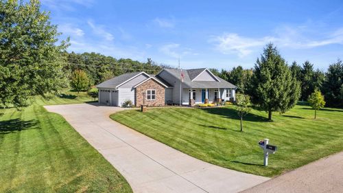 8896 Glory Ln, AMHERST JUNCTION, WI, 54407-9569 | Card Image
