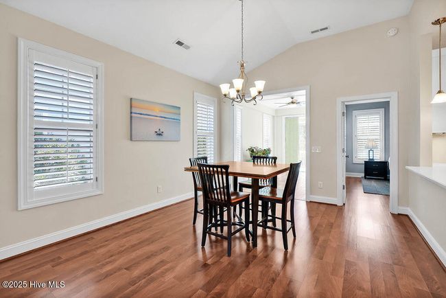 110 Island Palms Dr, House other with 3 bedrooms, 2 bathrooms and 1 parking in Carolina Beach NC | Image 7