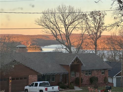 15321 Tulsa Dr, Rogers, AR, 72756-7886 | Card Image