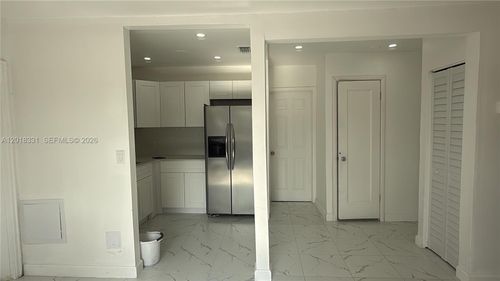 b-133 Nw 43rd Pl, Miami, FL, 33126 | Card Image