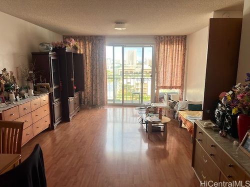 apt-1004-1073 Kinau St, Honolulu, HI, 96814-1410 | Card Image