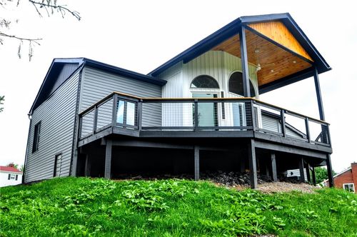 2040 Constitution Blvd, Elizabeth Twp, PA, 15135-2340 | Card Image