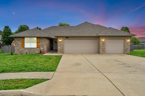 4200 N Mead Dr, Ozark, MO, 65721-6806 | Card Image