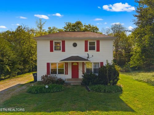 1924 Sunny Ln, Knoxville, TN, 37912-5753 | Card Image