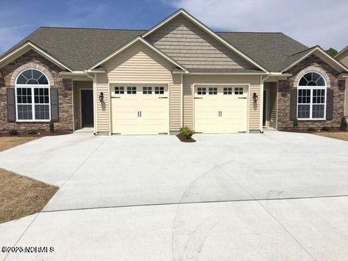 a-3704 Nantucket Rd, Greenville, NC, 27834-2171 | Card Image
