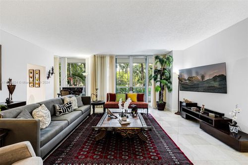 apt-207-21055 Ne 37th Ave, Aventura, FL, 33180-4086 | Card Image