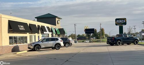 1106 S 16th St, Clarinda, IA, 51632-2917 | Card Image