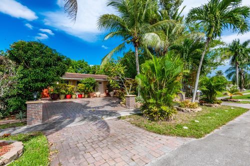 6441 Nw 29th Ct, Sunrise, FL, 33313-1117 | Card Image