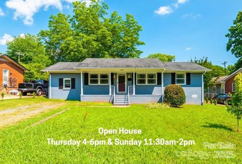 4930 Crestmont Dr, Charlotte, NC, 28205-4615 | Card Image