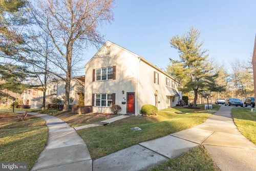 510 Old Forge Xing, DEVON, PA, 19333-1125 | Card Image