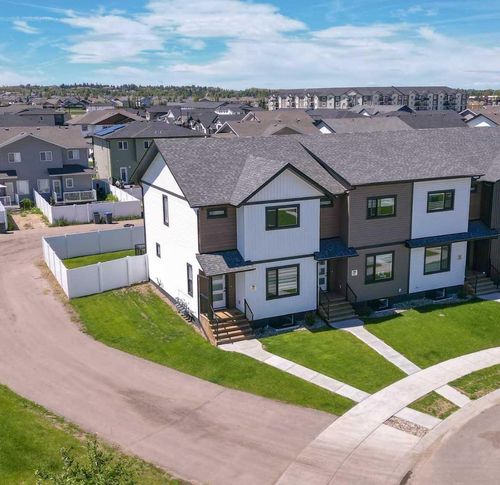 56 Inglis Cres, Sylvan Lake, AB, T4S0V3 | Card Image