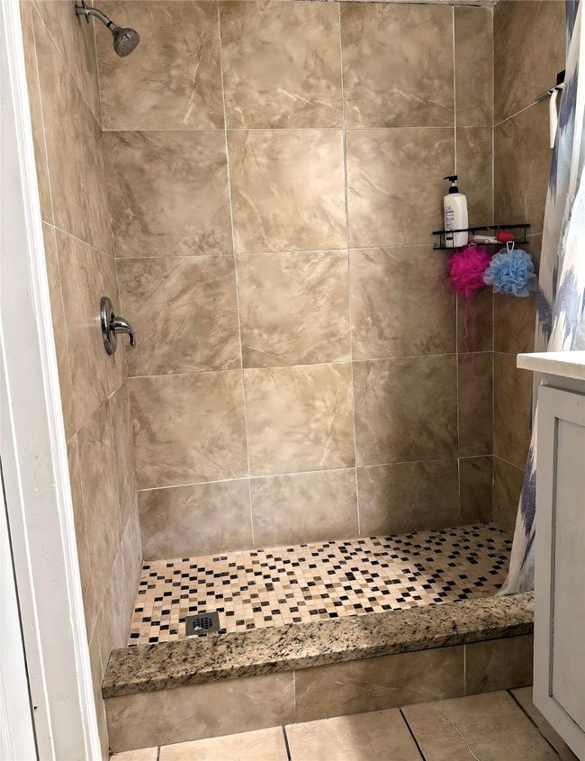 APT-307 - 6108 Abrams Rd, Condo with 1 bedrooms, 1 bathrooms and null parking in Dallas TX | Image 4