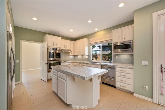 11204 Walking Fern Cv, House other with 5 bedrooms, 3 bathrooms and 2 parking in San Diego CA | Image 20