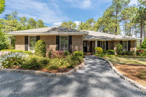 28 Lasswade Dr, Pinehurst, NC, 28374-6703 | Card Image