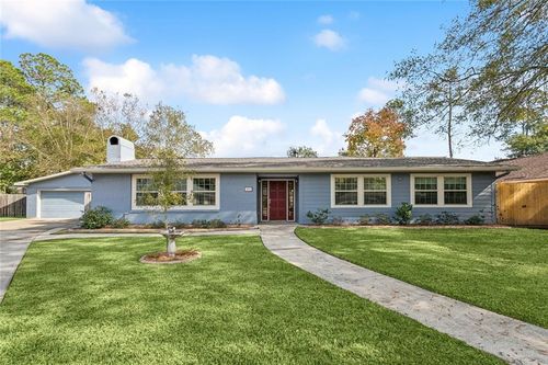 802 Franklin Ct, Slidell, LA, 70458-2117 | Card Image