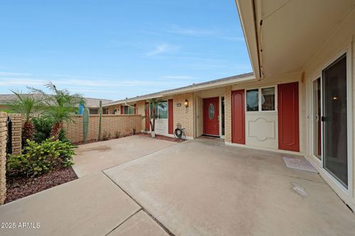 10617 W El Capitan Cir, Sun City, AZ, 85351-1831 | Card Image
