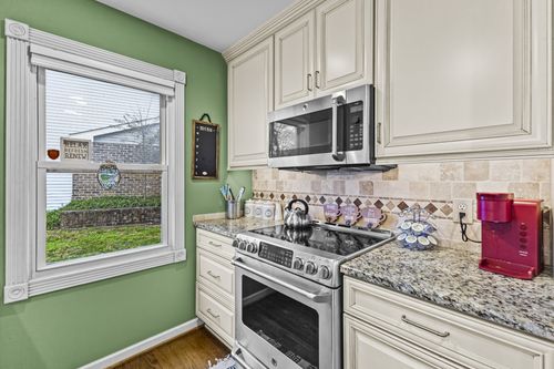 404 Bradford Grn, Nashville, TN, 37221 | Card Image