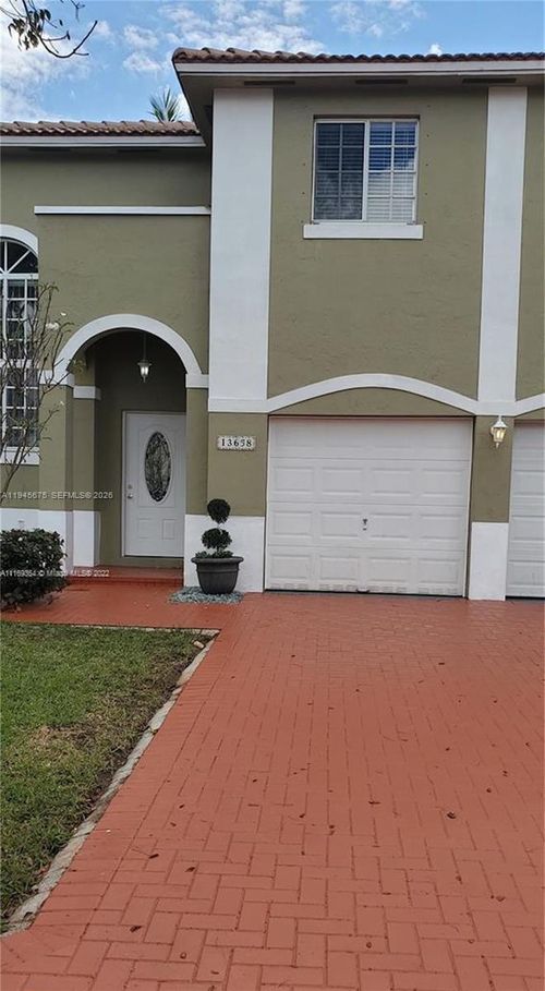 13658 Sw 142nd Ter, Miami, FL, 33186-8346 | Card Image