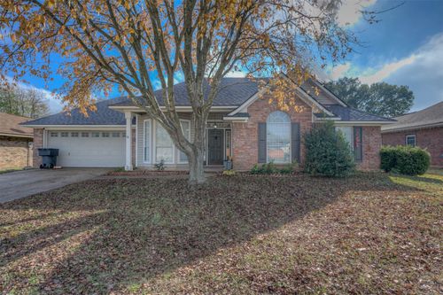 2102 Robert E Lee Blvd, Bossier City, LA, 71112-4702 | Card Image