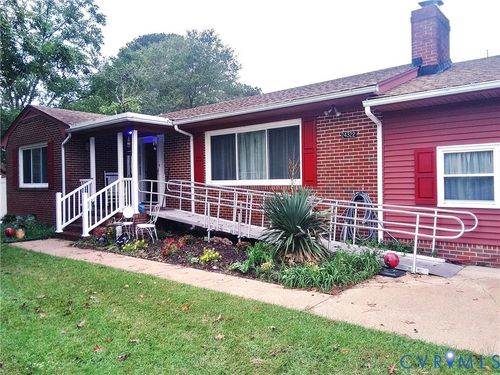 24322 Storys Station Rd, Courtland, VA, 23837-2110 | Card Image