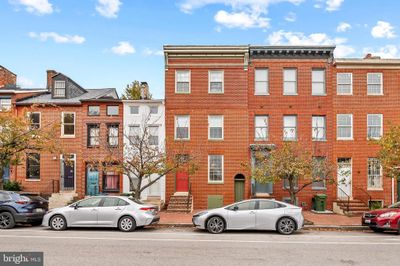 627 N Paca Street, Townhouse with 4 bedrooms, 1 bathrooms and null parking in BALTIMORE MD | Image 1