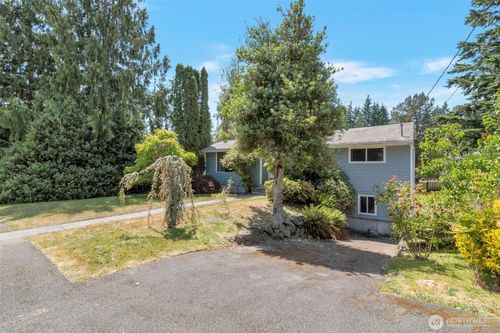 22208 53rd Ave W, Mountlake Terrace, WA, 98043-3244 | Card Image