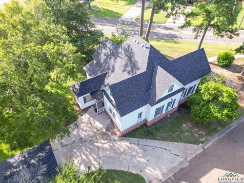 318 Daingerfield St, Pittsburg, TX, 75686-1438 | Card Image