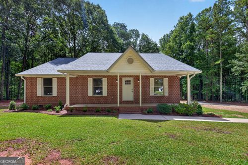 174 Rockhouse Rd, Senoia, GA, 30276-2729 | Card Image