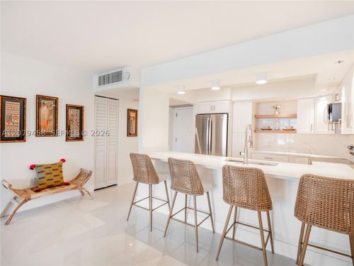 307-5701 Collins Ave, Miami Beach, FL, 33140-2329 | Card Image