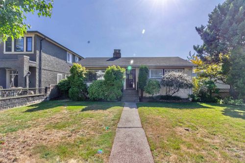 4342 Parker St, Burnaby, BC, V5C3C5 | Card Image