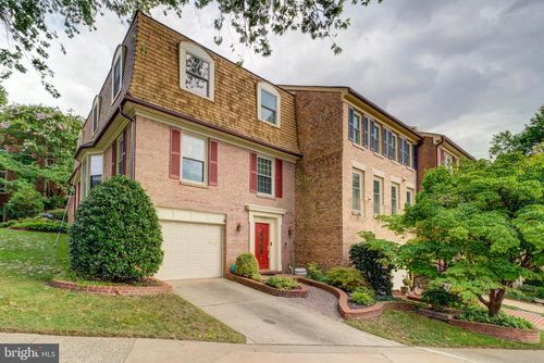 2329 S Rolfe St, Arlington, VA, 22202-1544 | Card Image