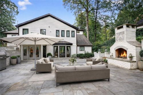 3230 W Andrews Dr, Atlanta, GA, 30305 | Card Image