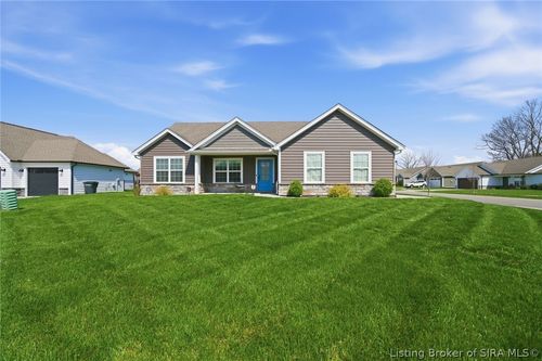 3911 Golden Apple Way, Jeffersonville, IN, 47130-6554 | Card Image