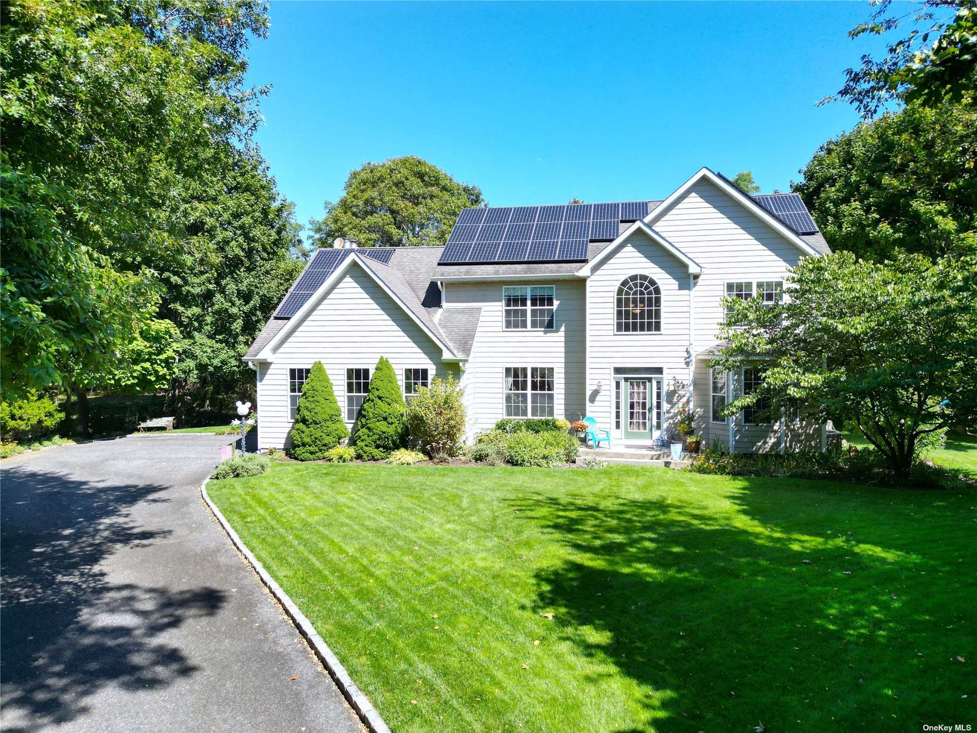 Vail Ave, East Quogue, NY 11942