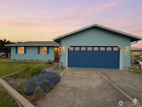 706 343rd Pl, Ocean Park, WA, 98640-5910 | Card Image