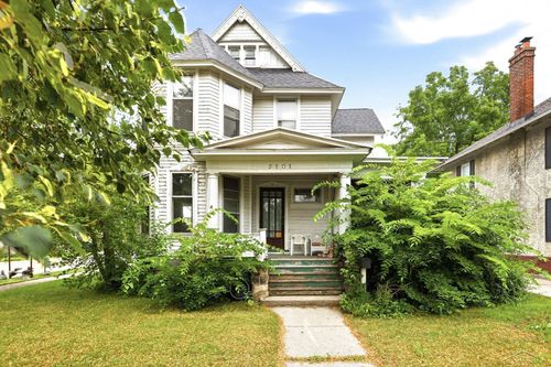 2101 5th St, Bay City, MI, 48708-6393 | Card Image