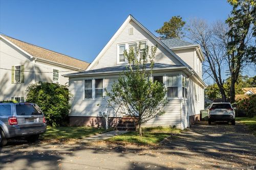 83 Berkeley Pl, Bridgeport, CT, 06610-1909 | Card Image