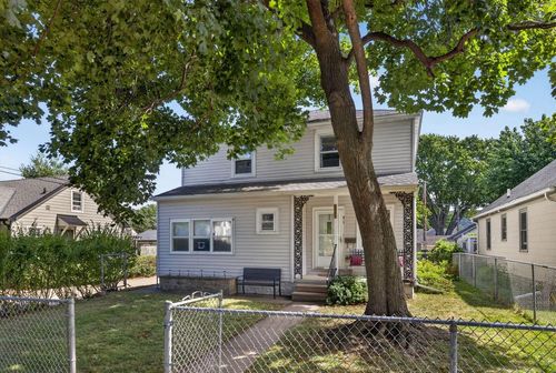 821 20th Street S, La Crosse, WI, 54601 | Card Image